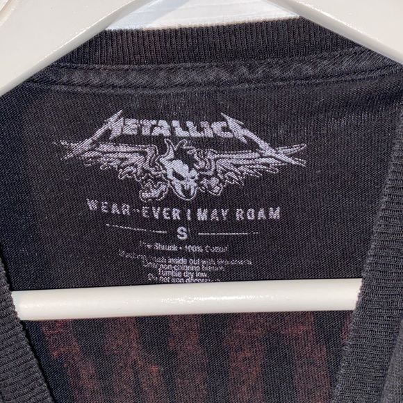 Metallica 2017 Tour Shirt - Picture 2 of 3